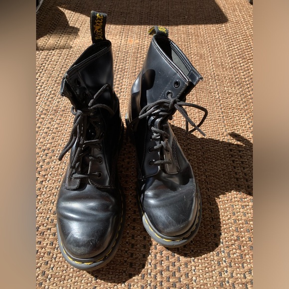 Dr. Martens black boots - Picture 3 of 3